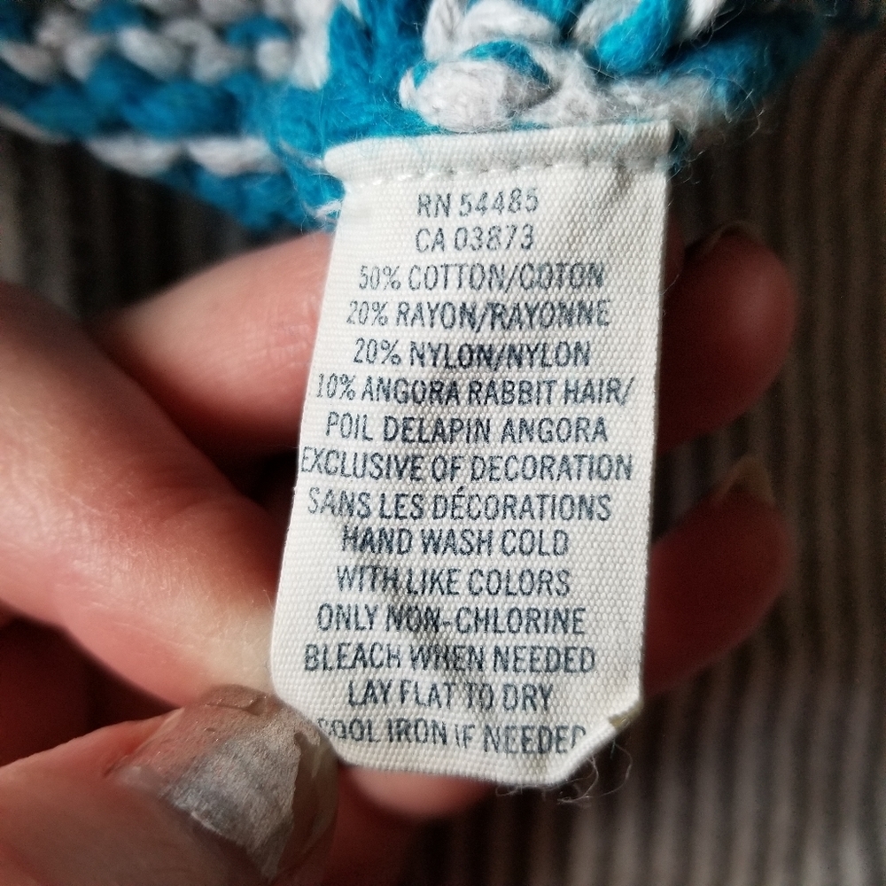American Eagle Outfitters snowflake sweater - Picture 8 of 8